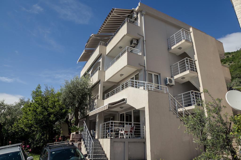 Apartments Marija Свети-Стефан Экстерьер фото