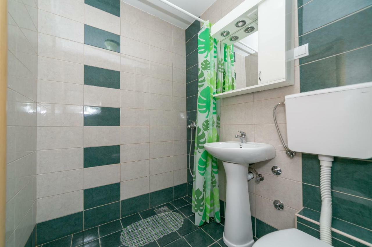 Apartments Marija Свети-Стефан Экстерьер фото